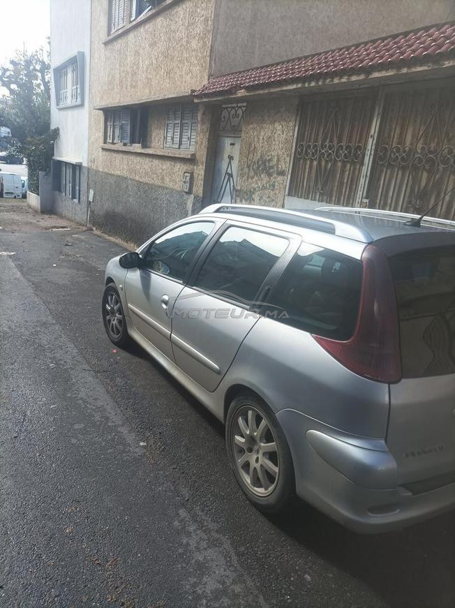 سياره بيجو 206