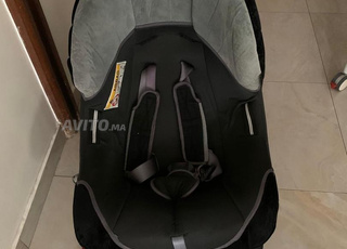 مقعد سيارة دوار