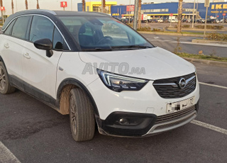 opel crossland