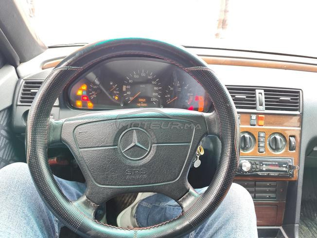 Mercedes-Benz220
