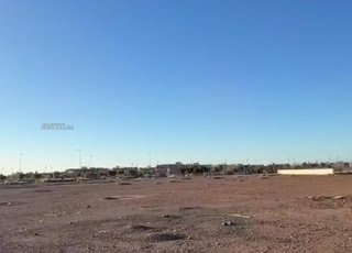 Terrain avec une position stratégique à agdal