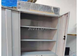 Armoire / vestiaire disponible