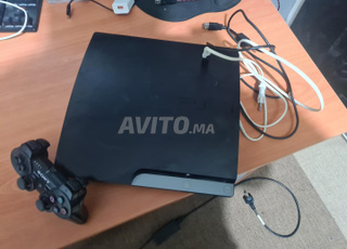 PS3 N9iya à vendre avec 10 jeux