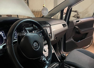 Volkswagen Touran Diesel Manuelle 2016 à Meknès