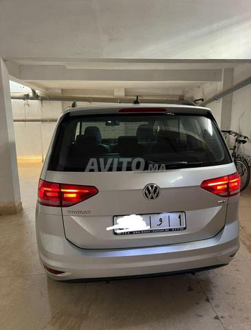 Volkswagen Touran Diesel Manuelle 2016 à Meknès - 2