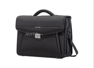 Serviette 3 soufflets 39,6 cm/15,6 Noir