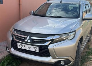 Pajero Sport en très bon état