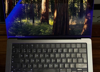 MacbBook Pro M4/24/1To