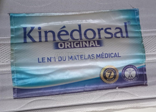 Matelas médical double face encore neuf