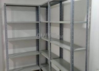 رفوف معدنية متينة