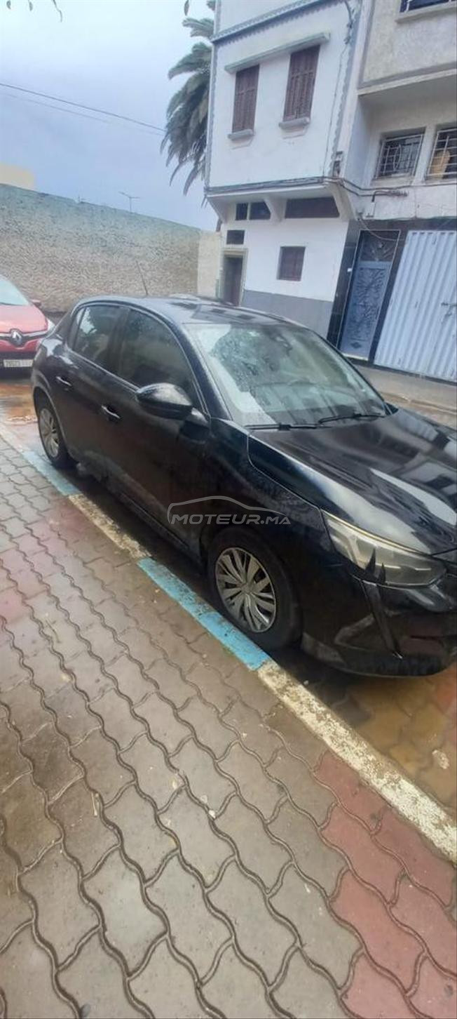Peugeot 208 Diesel Manuelle 2023 à Casablanca