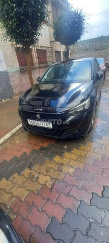 Peugeot 208 Diesel Manuelle 2023 à Casablanca - 2