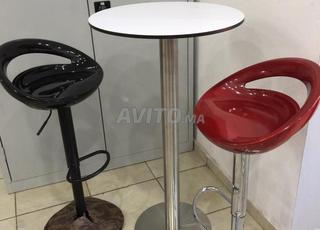 مقاعد ثابتة مريحة، استقرار وتصميم