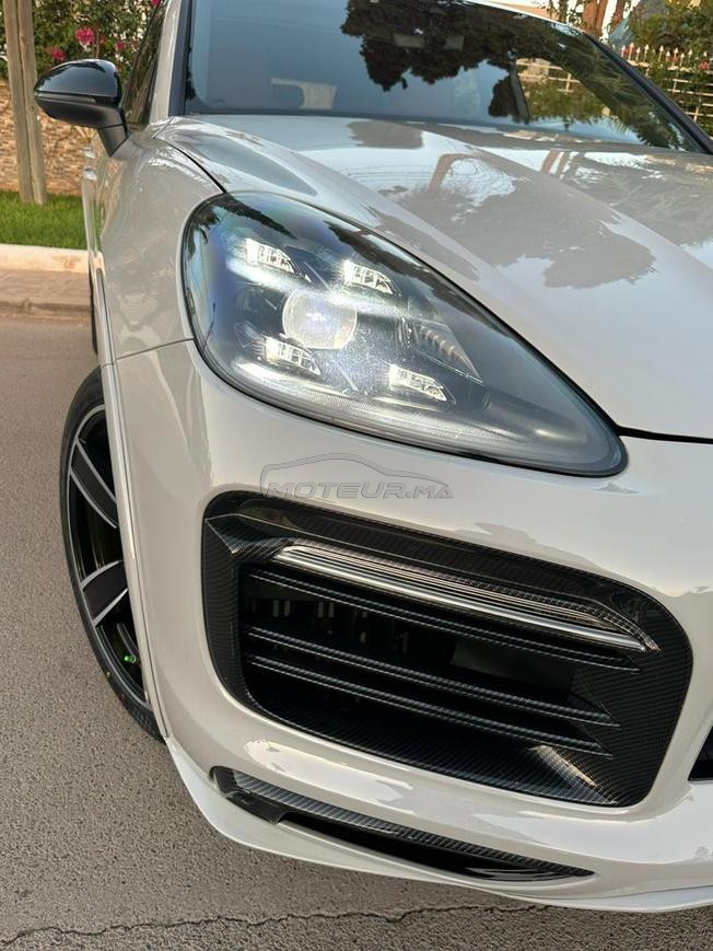 Porsche Cayenne 2022