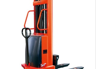 Gerbeur semi-électrique