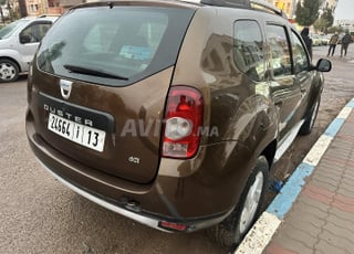 Dacia Duster mannell mod 2010