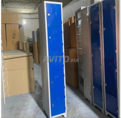 خزانة معدنية بأربعة أرفف (عرض ترويجي) vestiaire