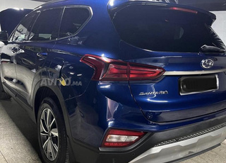 hyndai santafee premiere main