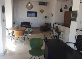 Commerce aménagé 63m² à vendre Bouskoura Victoria