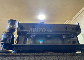 Machine à café et moulin