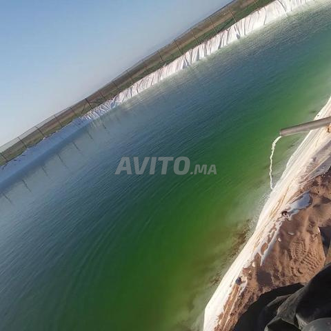 فيلا للبيع 5 دلك مجهزة تطل على باسان كبير