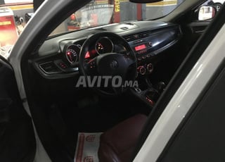 Alfa Romeo Giulietta 2L automatique