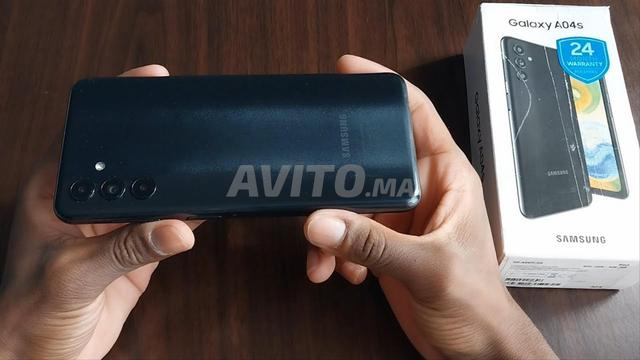 Samsung Galaxy A04s 32GB 1000 درهم
