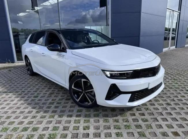 Opel Astra Diesel Automatique 2024 à Marrakech