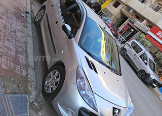 Peugeot 206 encore en bon état