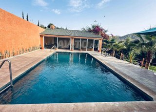 Villa ayour avec piscine et jardin tighanimine