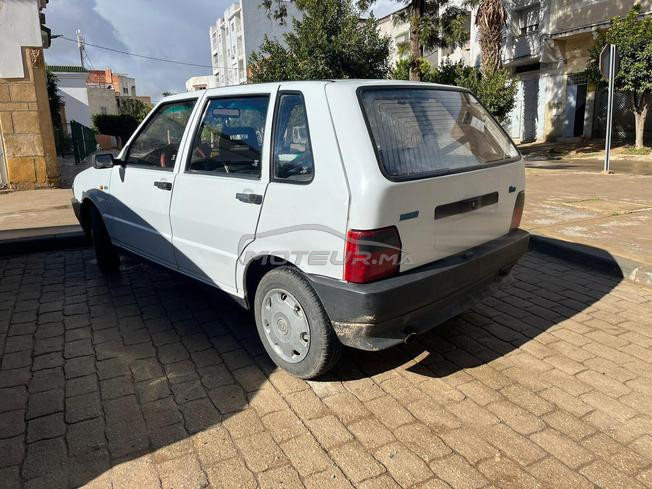 fiat uno .
