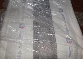 فراش من الإسفنج / mattress