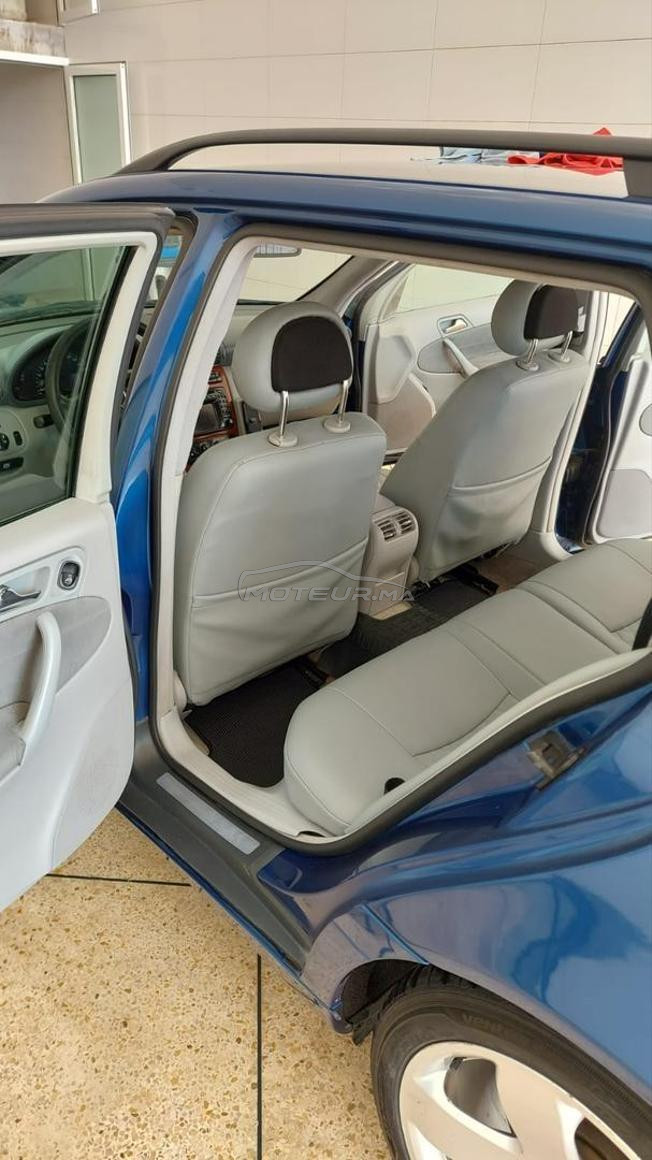 Mercedes-Benz 200 Diesel Manuelle 2001 à Nador