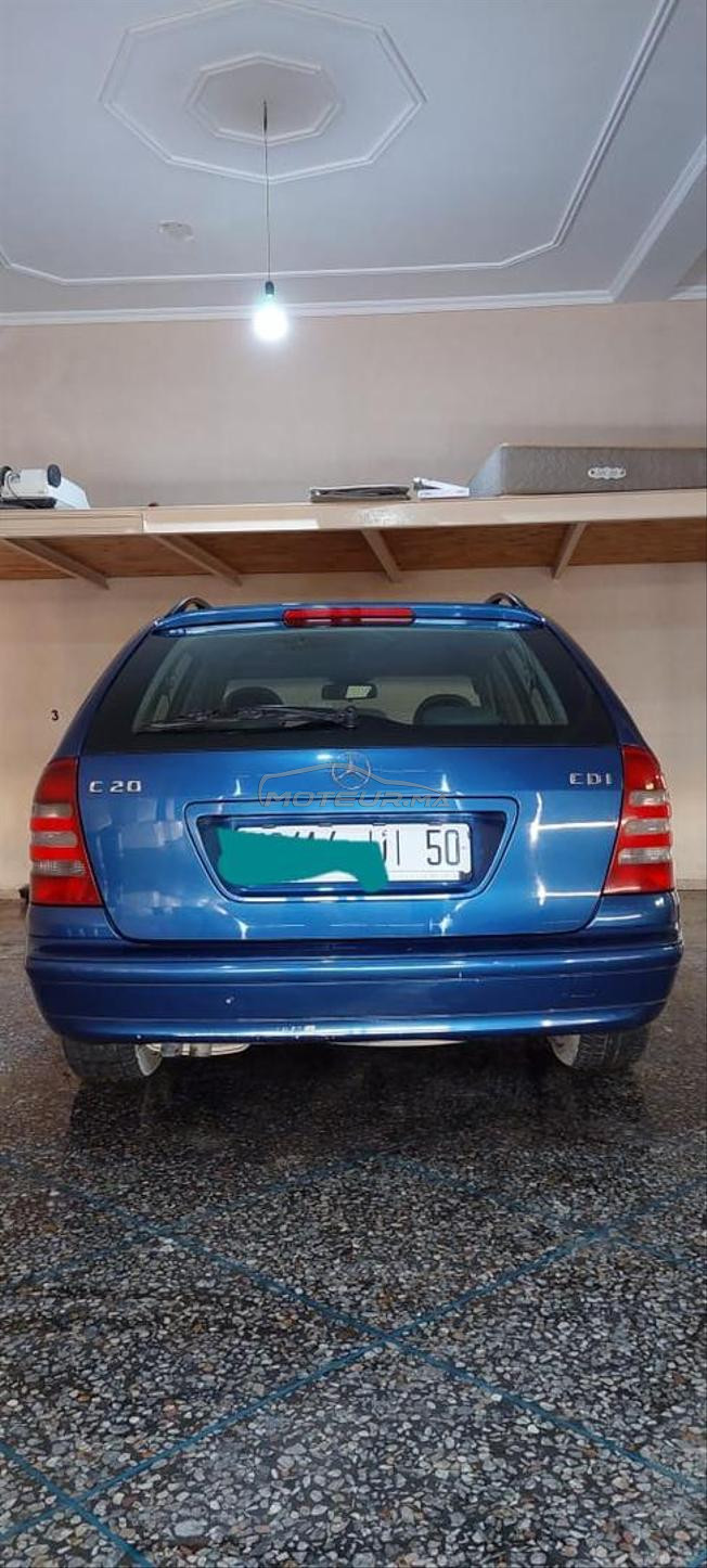 Mercedes-Benz 200 Diesel Manuelle 2001 à Nador