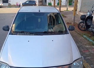 Dacia Logan 2012 bon état