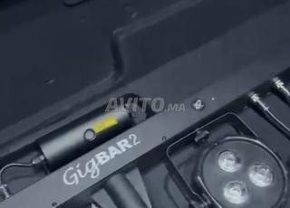 بار من الأضواء DJ