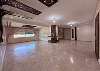 Appartement à louer 150 m² à Champs de course Fès