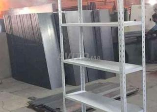 rayonnage métallique avec 5 tablette sur mesures