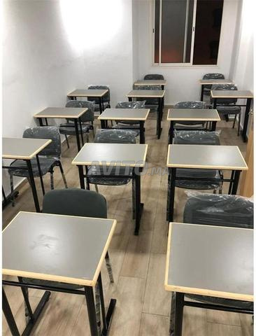 Table individuelle avec casier en bois