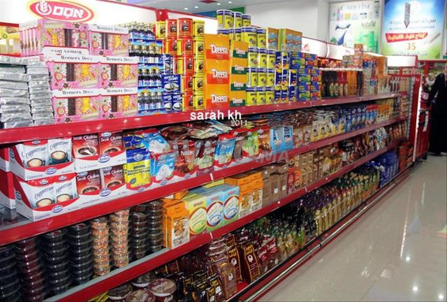 أرفف سوبر ماركت