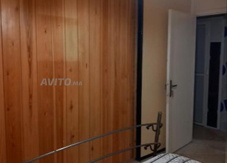 Chambre face station tram Al Yassir