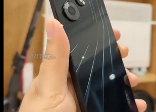 Infinix hot 30 comme neuf pour un bon petit prix