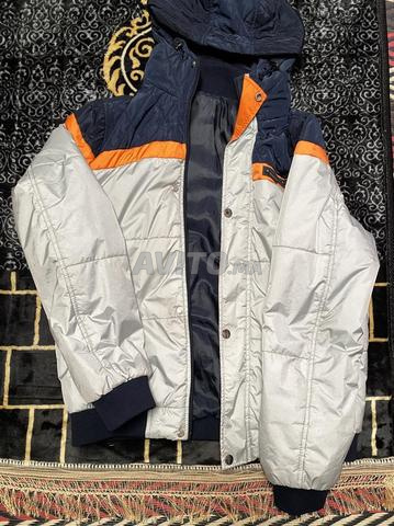 Veste d'hiver doublée avec capuche chaude - élégante en excellent état - 2