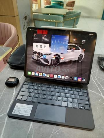 آيباد برو 13 إنش شريحة M4 واي فاي و خلوي 256 جيجابايت