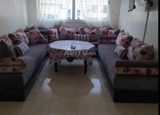 Appartement bien meublé et bien situé/m3ak moldar