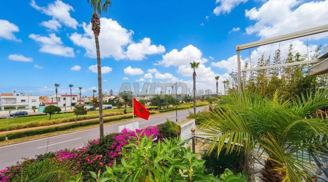 مكتب - فيلا للإيجار