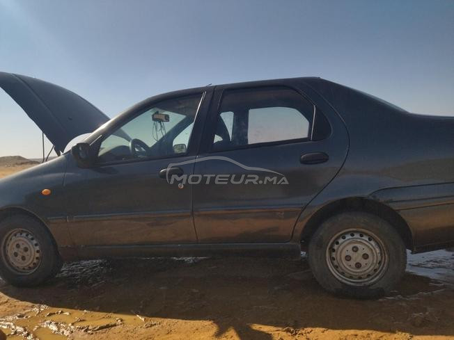 سيارة في حالة جيدة للبيع