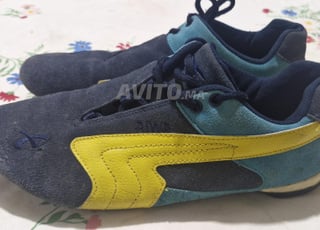 أحذية رياضية لكرة القدم ماركة AIWA مقاس 42