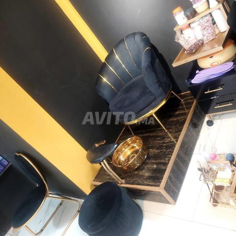 معدات لصالون النساء