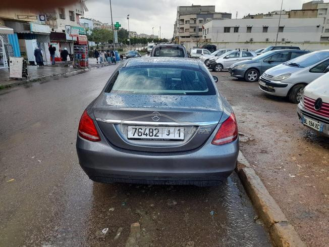 Mercedes-Benz 220 Diesel Automatique 2017